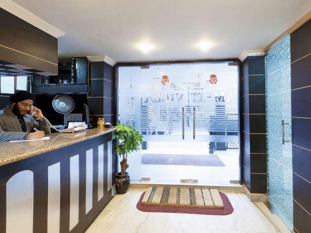 Hotel Amrit Villa 델리 외부 사진