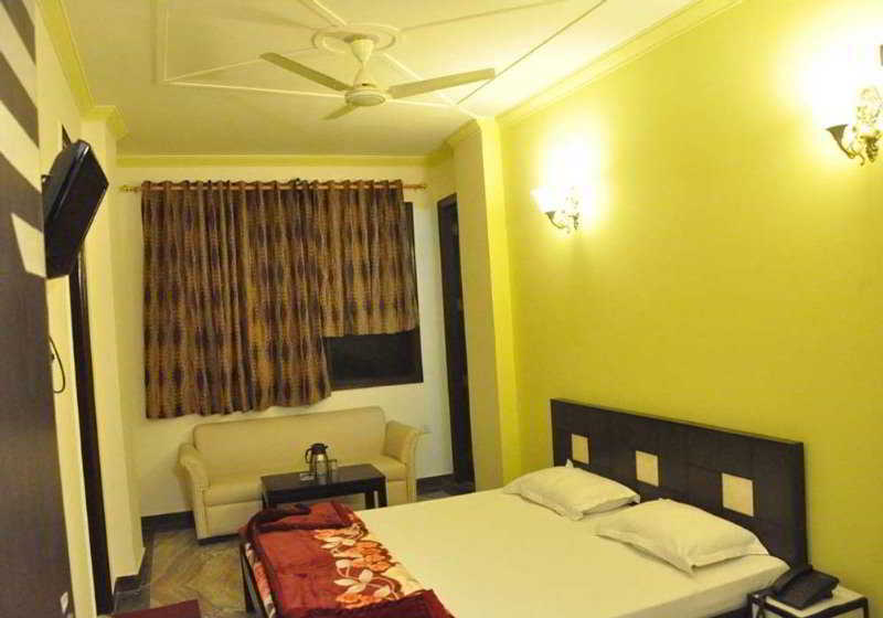 Hotel Amrit Villa 델리 외부 사진