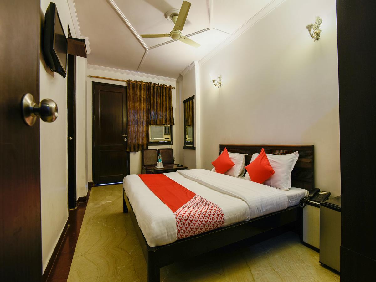 Hotel Amrit Villa 델리 외부 사진