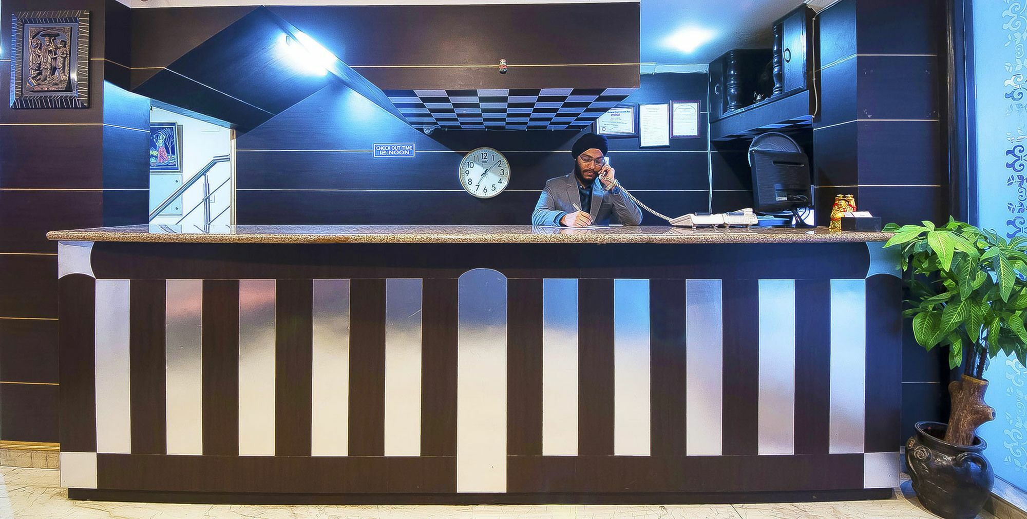 Hotel Amrit Villa 델리 외부 사진