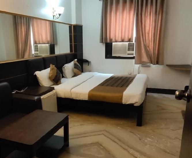 Hotel Amrit Villa 델리 외부 사진