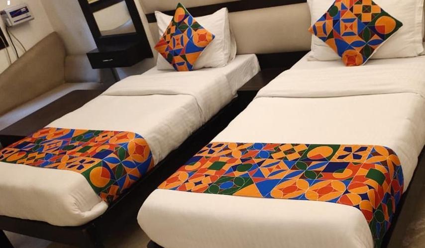 Hotel Amrit Villa 델리 외부 사진